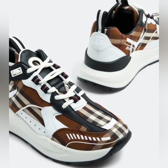 Burberry Mens Sean Vintage Check Canvas Fashion Sneakers Size 41/ 8 US - Picture 4 of 16